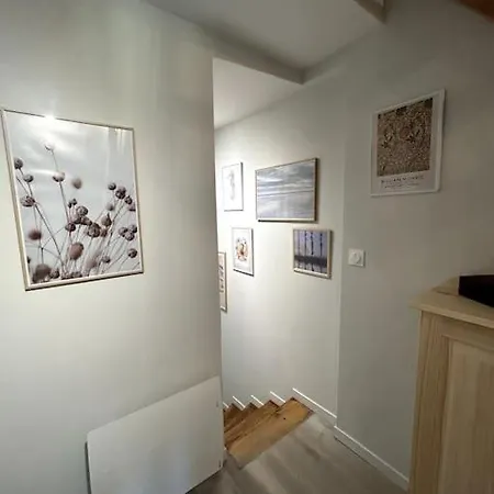 Neptune - Sils بيت للعطل