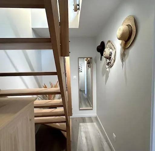 Neptune - Sils Holiday home *